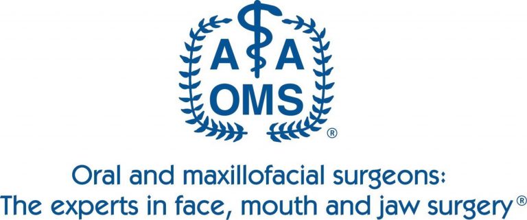 aaoms logo